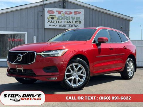Used 2018 Volvo XC60 T5 Momentum w/ Advanced Package image 1