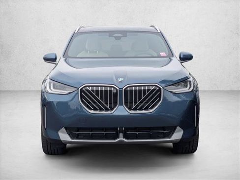 Used 2026 BMW X3 xDrive30i w/ Premium Package AWD/4WD image 5