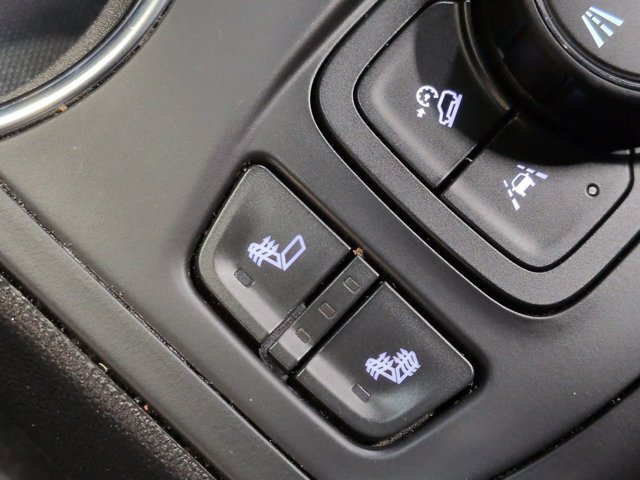 Used 2024 GMC Terrain SLE w/ Driver Convenience Package FWD image 20