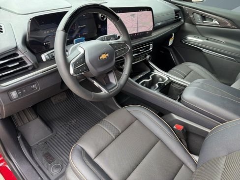 New 2026 Chevrolet Traverse High Country FWD image 4