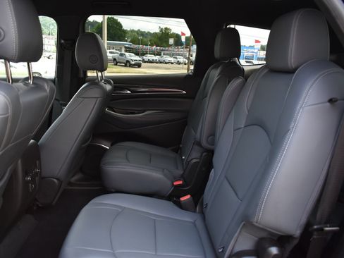 Used 2023 Buick Enclave Essence w/ LPO, Touring Package FWD image 17