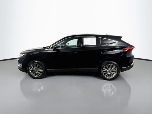 Certified 2024 Toyota Venza XLE AWD/4WD image 4