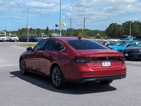 Used 2023 Honda Accord EX image 7