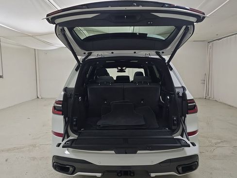 Certified 2023 BMW X7 xDrive40i w/ M Sport Package image 30