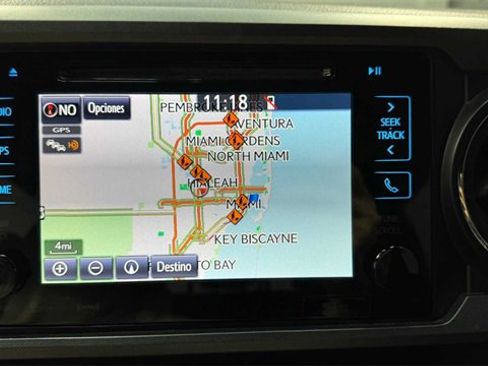 Used 2018 Toyota Tacoma TRD Sport image 25