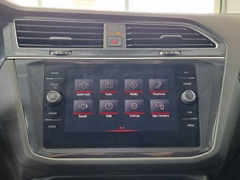 Used 2024 Volkswagen Tiguan Wolfsburg Edition AWD/4WD image 15