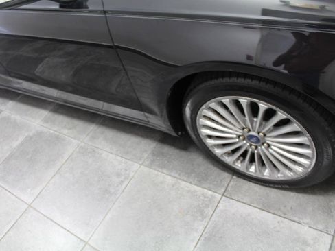 Used 2014 Ford Fusion Titanium FWD image 34