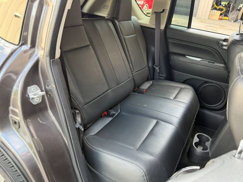 Used 2016 Jeep Compass High Altitude AWD/4WD image 12
