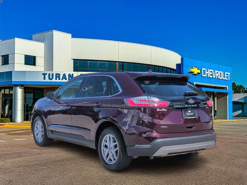 Used 2022 Ford Edge SEL w/ Convenience Package AWD/4WD image 3