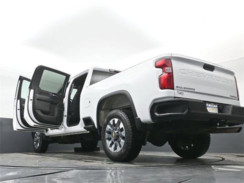 Used 2024 Chevrolet Silverado 2500 Custom w/ Custom Value Package image 53