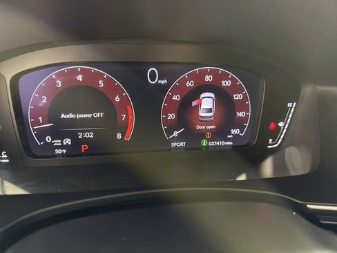 Used 2022 Honda Civic Touring image 18