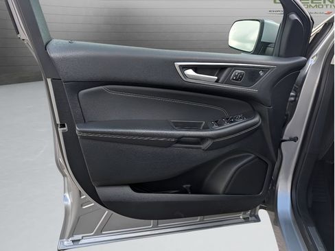 Used 2024 Ford Edge Titanium AWD/4WD image 15