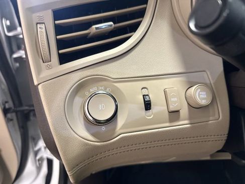 Used 2015 Buick LaCrosse Leather w/ Experience Buick Package FWD image 19
