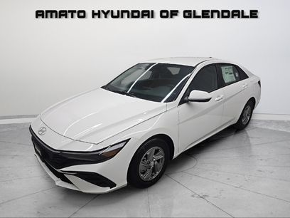 New 2026 Hyundai Elantra SE