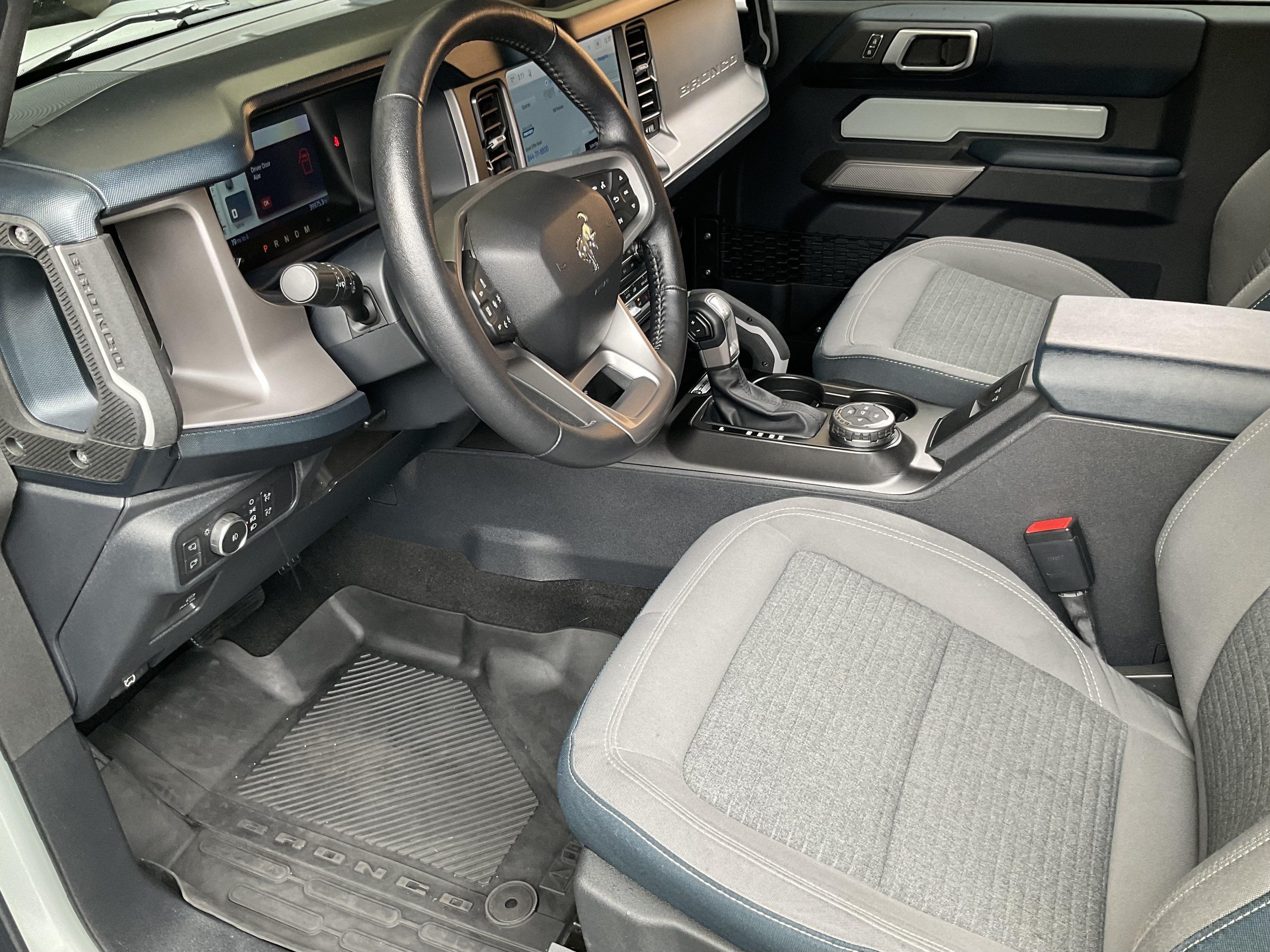 Used 2022 Ford Bronco Outer Banks AWD/4WD image 18