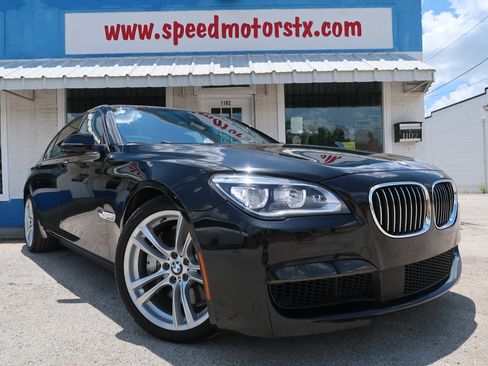 Used 2013 BMW 750Li RWD image 2