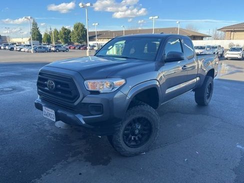 Used 2023 Toyota Tacoma SR image 1