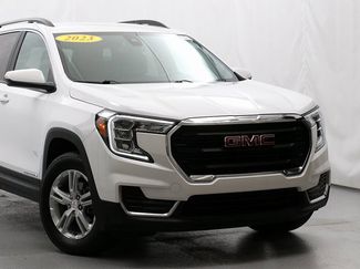 Used 2023 GMC Terrain SLE w/ Driver Convenience Package video 2