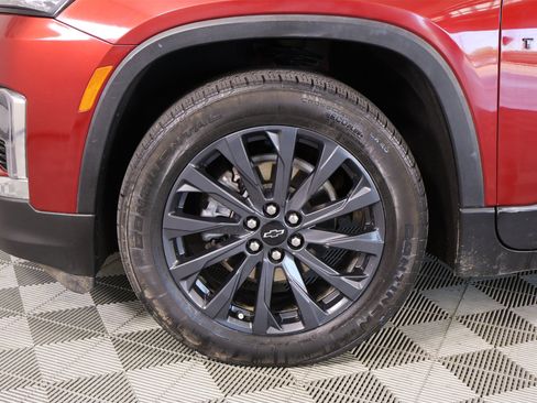 Used 2022 Chevrolet Traverse RS w/ LPO, Floor Liner Package image 18