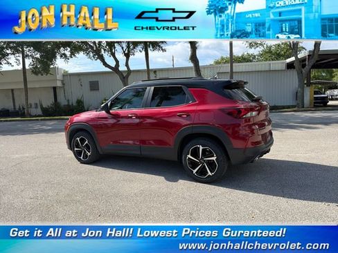 Used 2021 Chevrolet TrailBlazer RS w/ Technology Package FWD image 5