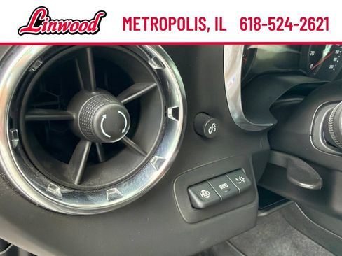 Used 2019 Chevrolet Camaro SS RWD image 12