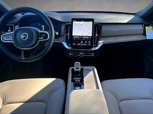 New 2026 Volvo XC90 T8 Plus w/ Protection Package Premier AWD/4WD image 5