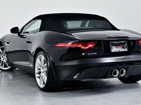 Used 2016 Jaguar F-TYPE S image 19