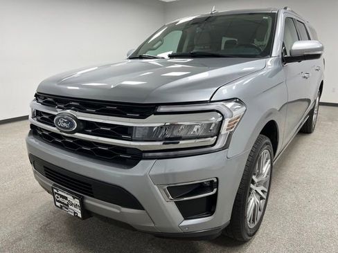 Used 2024 Ford Expedition Max Limited image 5