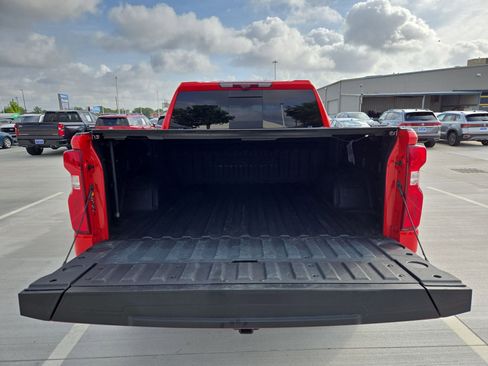 Used 2024 Chevrolet Silverado 1500 ZR2 w/ Technology Package image 31