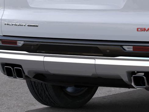 New 2026 GMC Acadia Denali w/ Super Cruise Package image 14