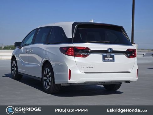 New 2026 Honda Odyssey EX-L image 3