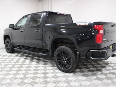 Used 2021 Chevrolet Silverado 1500 Custom Trail Boss w/ Midnight Edition AWD/4WD image 9
