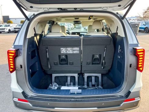 New 2026 Kia Carnival SX Prestige image 10