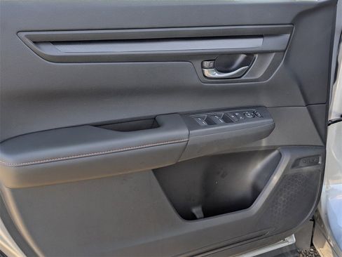 Certified 2025 Honda CR-V Sport image 13