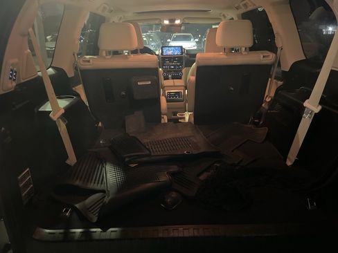 Used 2022 Lexus GX 460 Luxury w/ Sport Design Package image 16