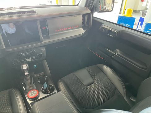 Used 2025 Ford Bronco Raptor AWD/4WD image 11