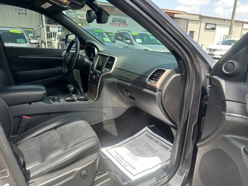 Used 2015 Jeep Grand Cherokee Limited AWD/4WD image 12