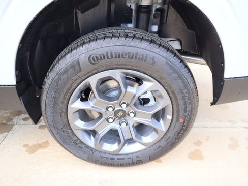 New 2026 Ford Maverick XLT FWD image 19