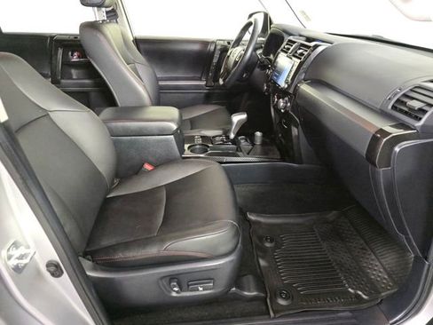 Used 2023 Toyota 4Runner TRD Off-Road Premium AWD/4WD image 11