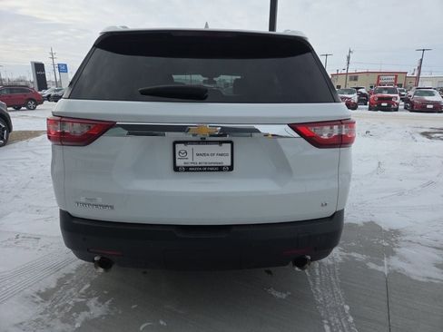 Used 2018 Chevrolet Traverse LT image 6