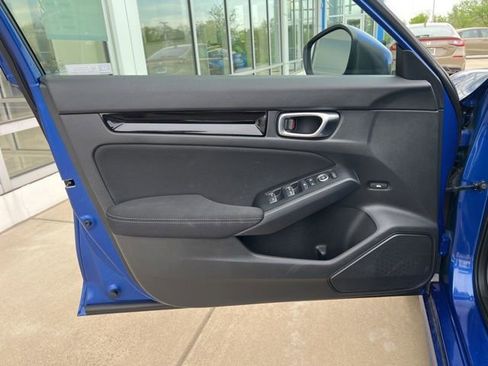 Certified 2023 Honda Civic EX image 15