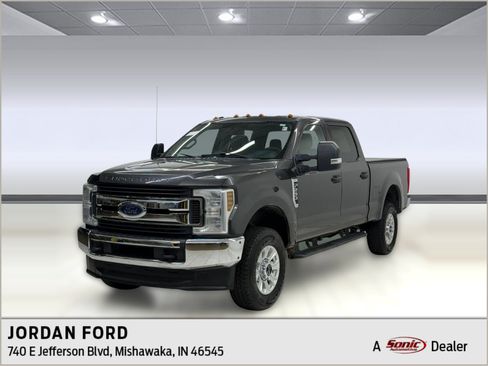 Used 2018 Ford F250 XLT AWD/4WD image 1