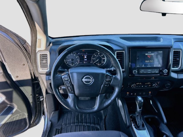 Used 2022 Nissan Frontier SV AWD/4WD image 29