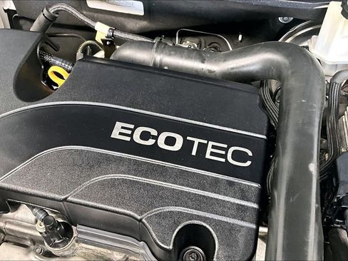 Used 2018 GMC Terrain SLE image 30