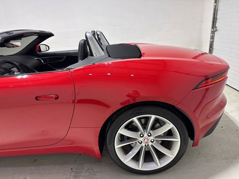 Used 2018 Jaguar F-TYPE Convertible image 7