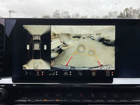 Used 2025 Chevrolet Silverado 2500 ZR2 w/ ZR2 Bison Edition image 23