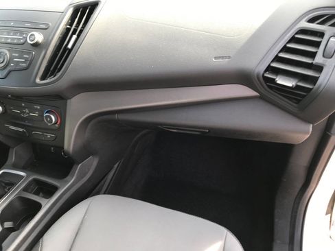 Used 2019 Ford Escape S image 13