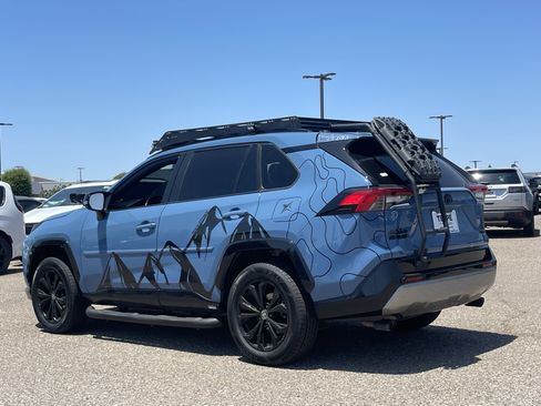 Used 2024 Toyota RAV4 SE AWD/4WD image 4