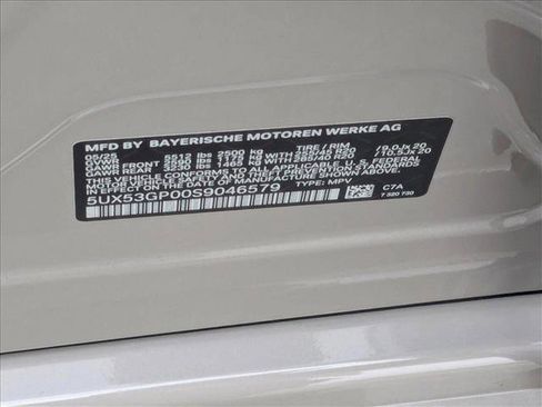 Used 2025 BMW X3 xDrive30i w/ Premium Package image 16