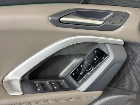 Certified 2025 Audi Q5 Premium w/ Convenience Package image 13